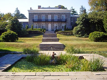 A picture of Bartow-Pell Mansion