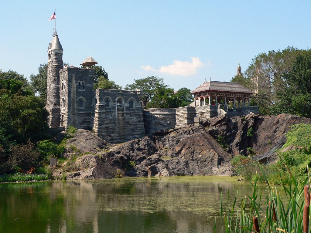 picture of Belvedere Castle in September 2005