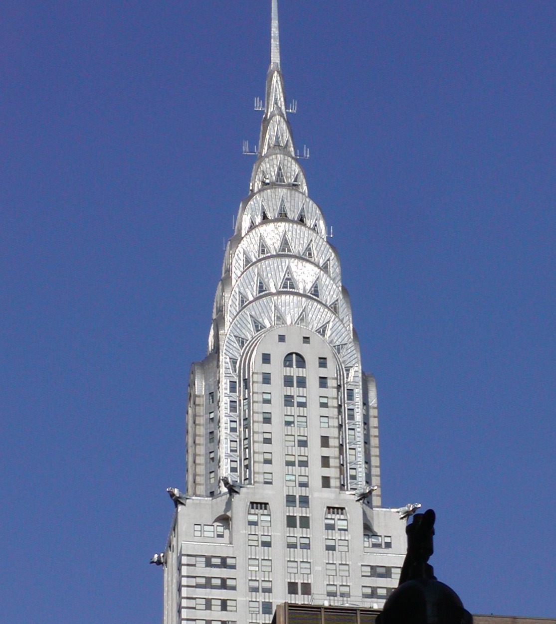 The building's distinctive Art Deco crown and spire