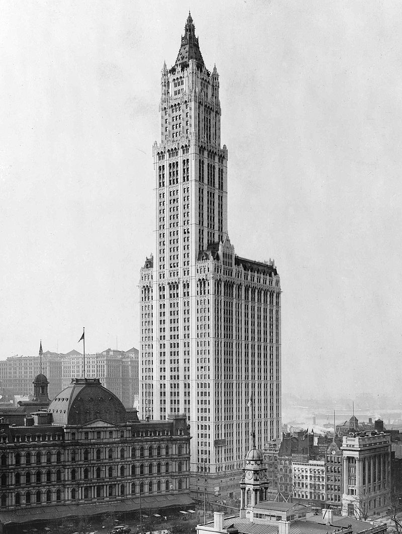 View of Woolworth Building and surrounding buildings in 1913