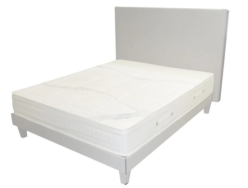 white mattress with no bed sheets