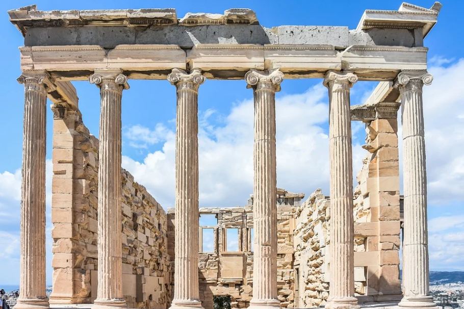 Ancient Greece Columns are one of the first columns to be ever built and used in building support.