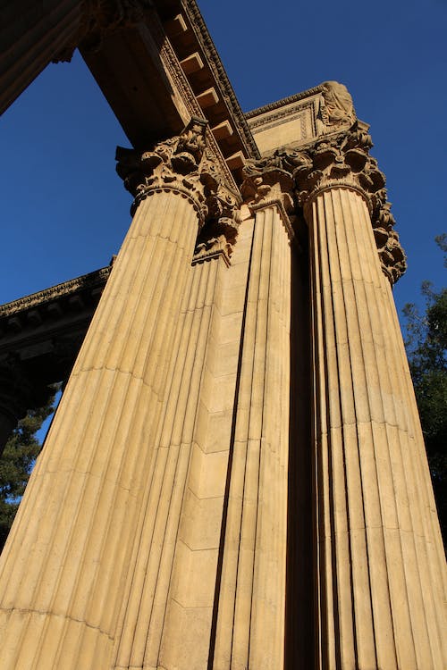 Tips for Using Corinthian Columns in Your Home
