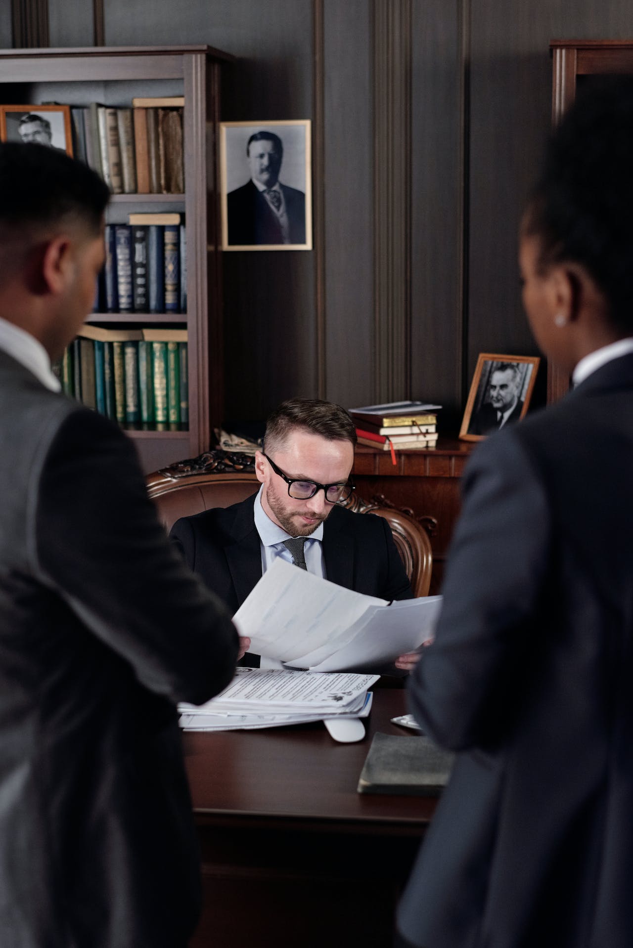 What to consider before choosing a family lawyer in Canada?