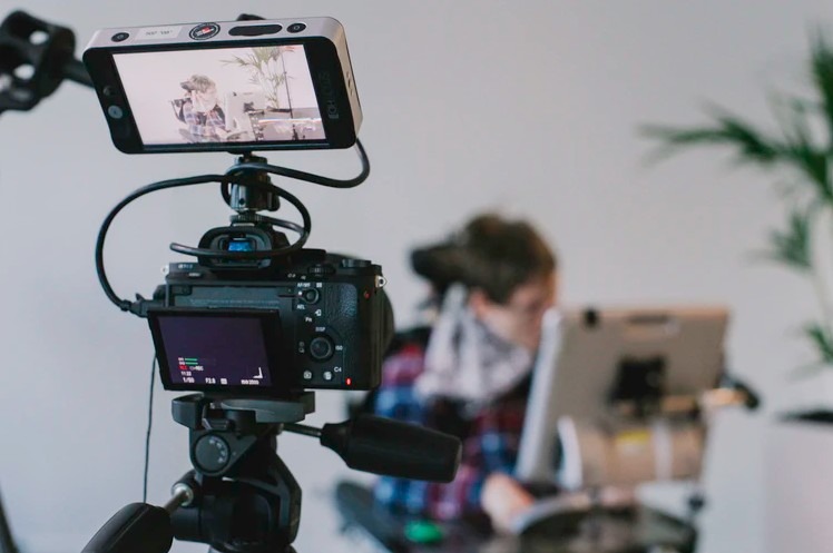 Looking Ahead: The Future of Video Maker Apps in 2022