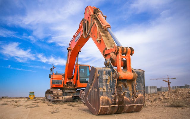 How to Find the Right Heavy Equipment Batteries for Your Construction Site