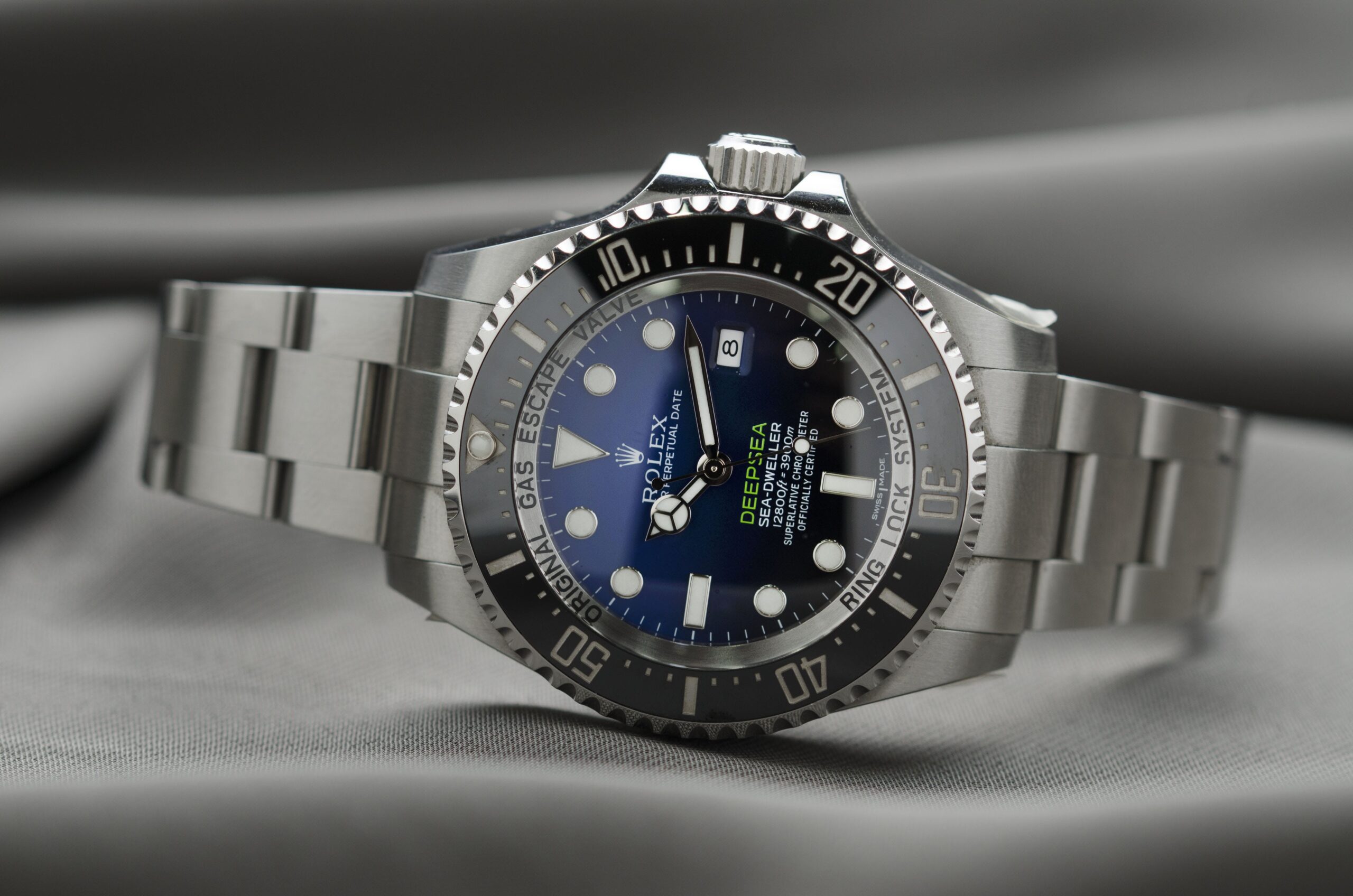 How To Sell a Rolex Watch with Papers The 3 Best Ways to Cash In