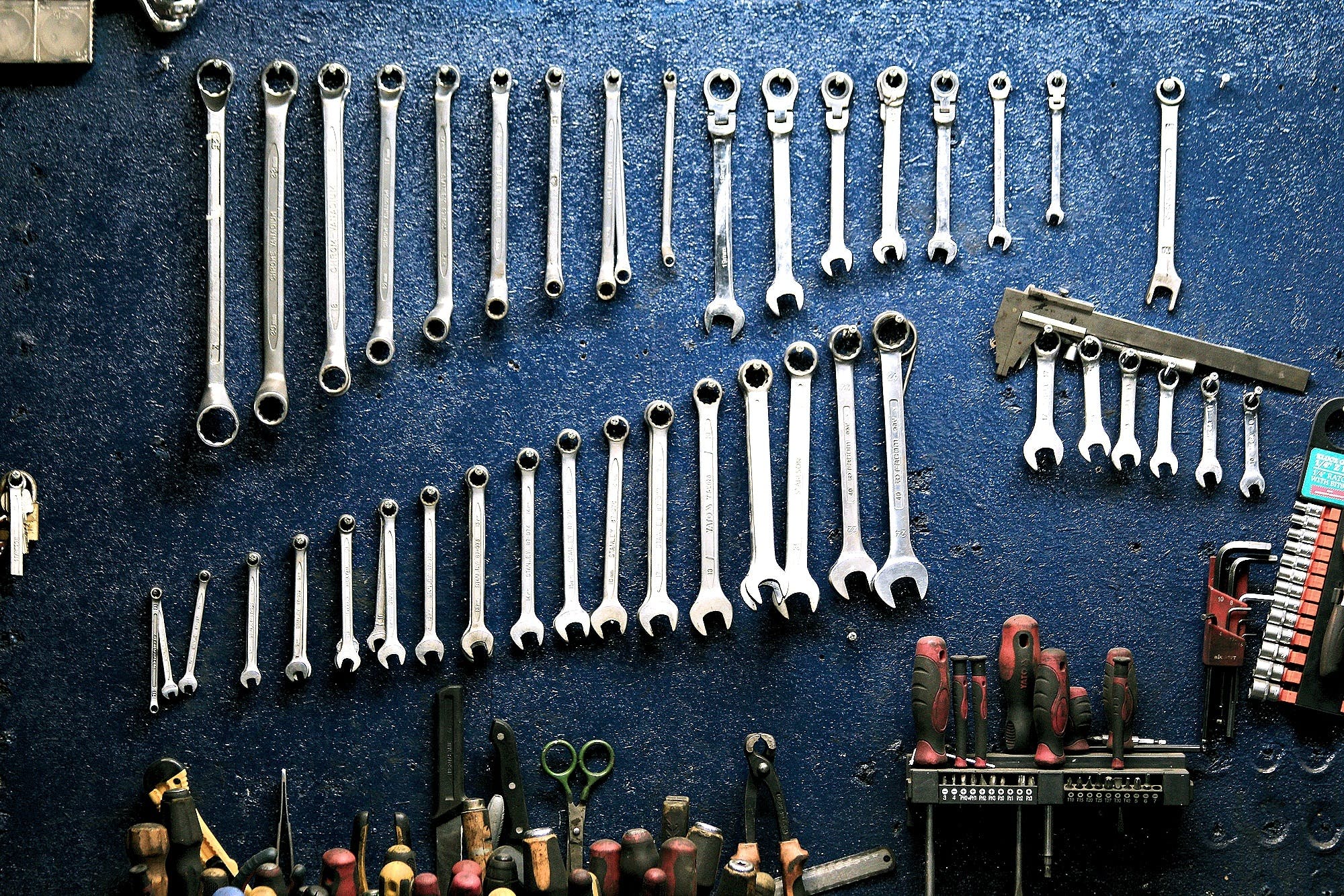 6 Useful Products To Add To Your Garage