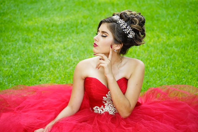 Getting Ready for Your Prom Night? Here Are 7 Savvy Tips