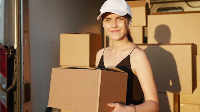 Common Challenges of Last-Mile Deliveries and Their Solutions