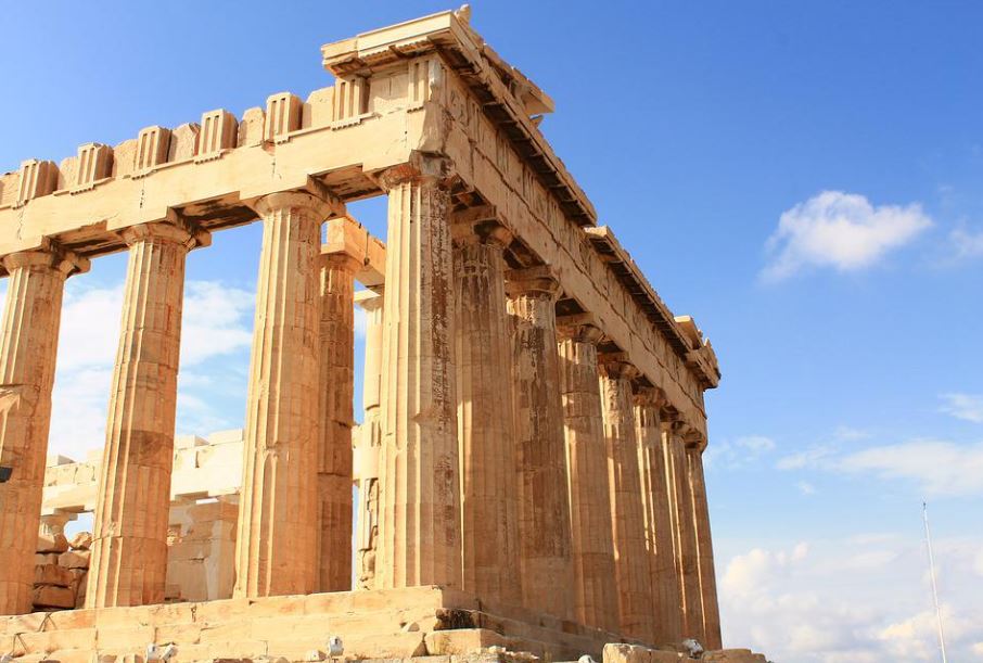Greek Architecture of Doric Columns