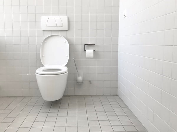 What causes toilet overflowing