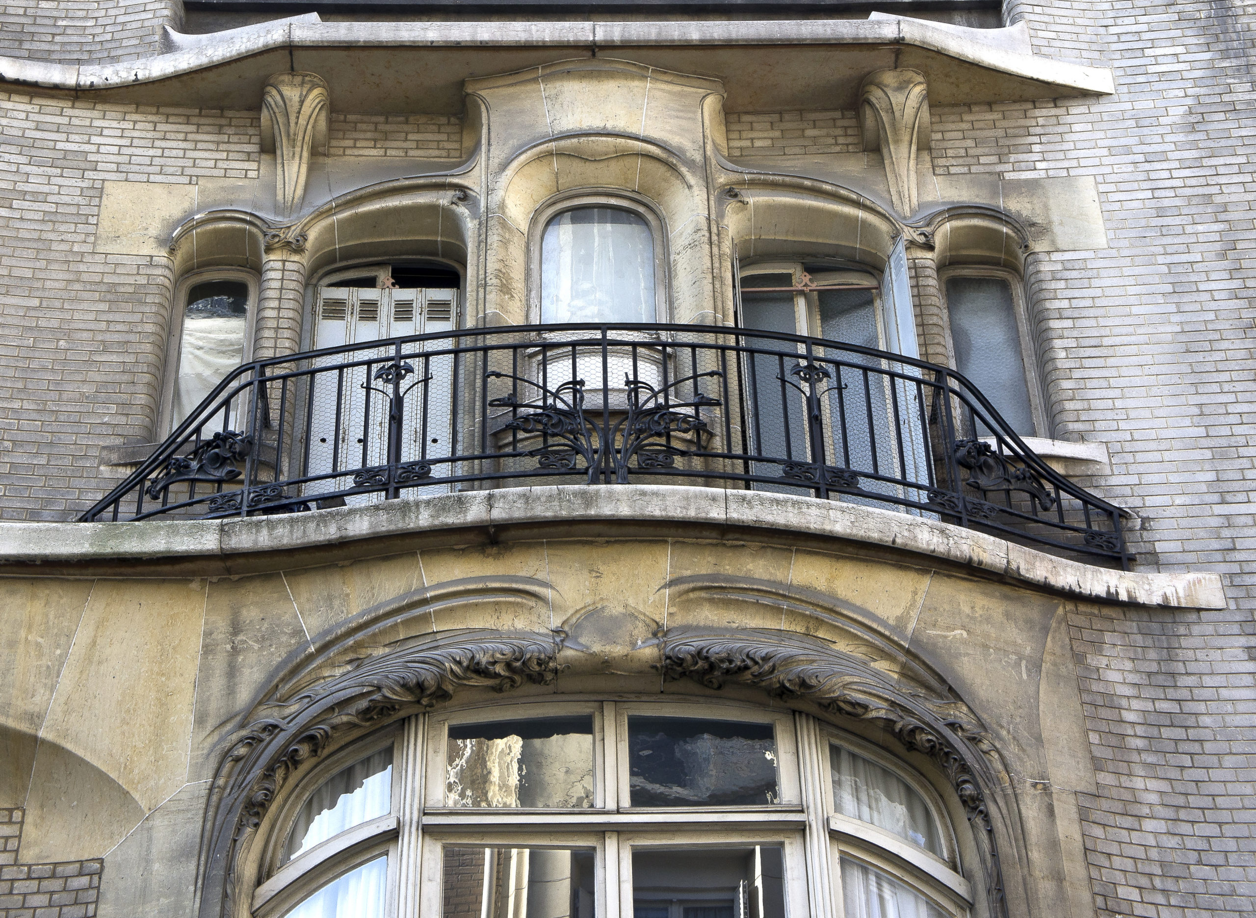 Art Nouveau Architecture: Hotel Guimard