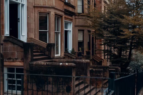 Glasgow, UK, Bain Windows