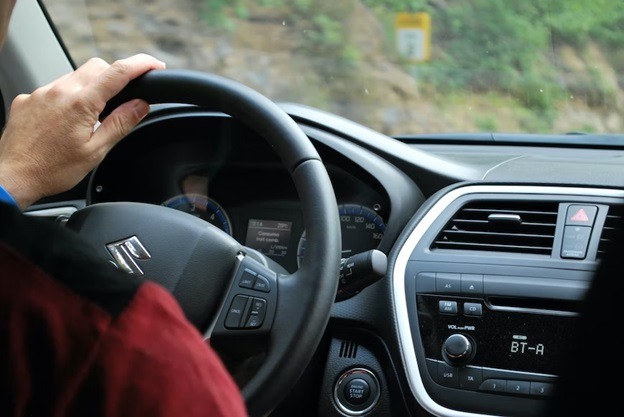 Important Tips For Driving To Reduce Your Risk For Accidents