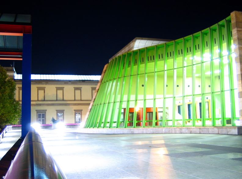 Neue Staatsgalerie main façade