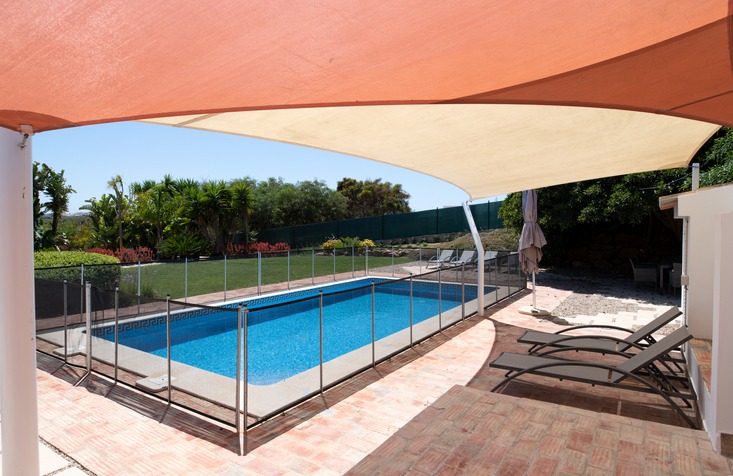 What is the best type of pool fence to install