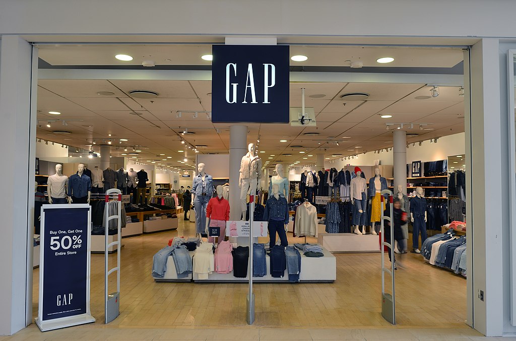 Gap in Hillcrest Mall