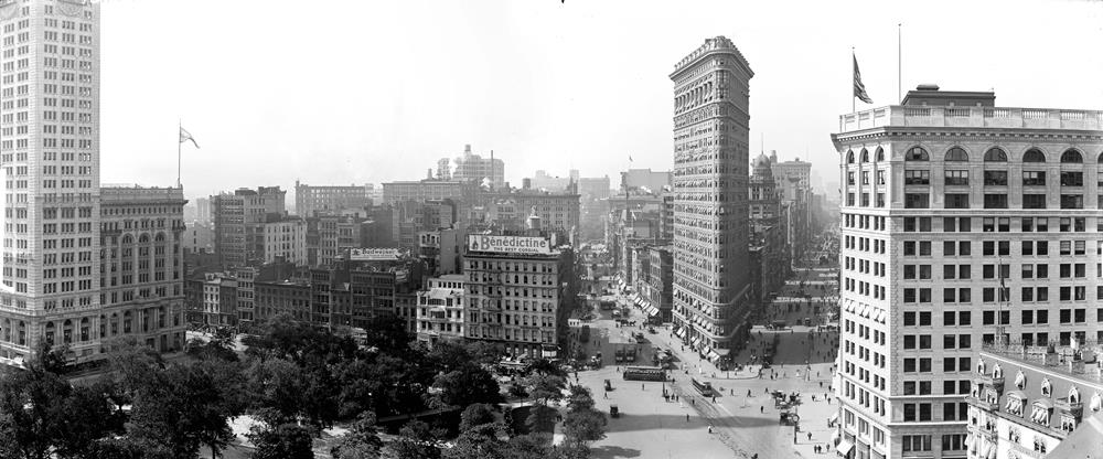 Panorama of Madison Square, New York City (Flatiron building) c1910-1915