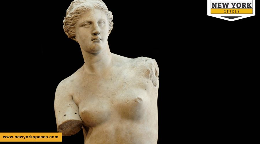 What Are the World's Most Famous Female Sculptures?